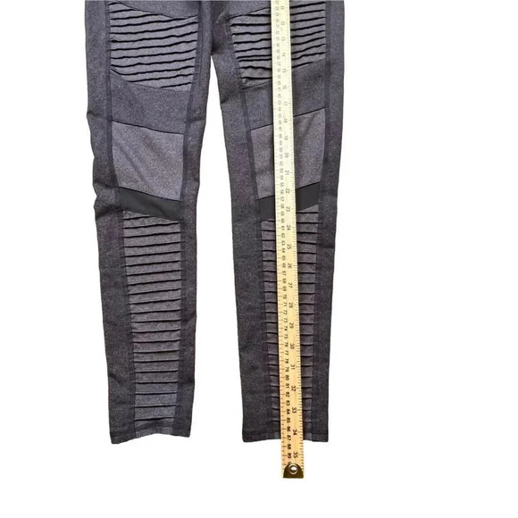 ALO YOGA High Rise Moto Leggings In Stormy Heather Gray - Picture 11 of 16